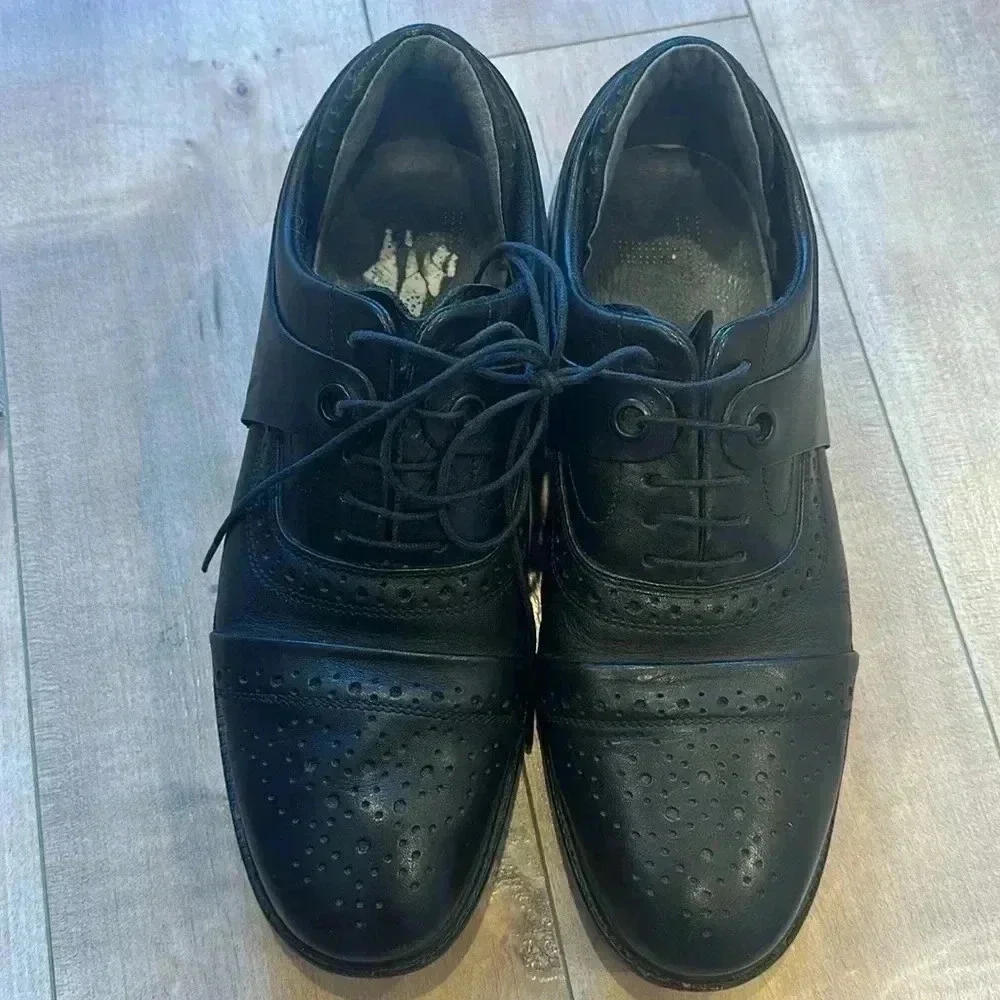 TSUBO Wexler II Black Leather Lace Up Toe Cap Brogues Mens Shoes Sz 10
